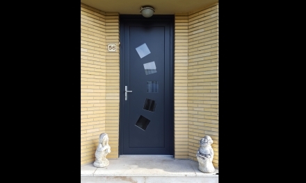 Porte d'entrée PVC Gris Anthracite - Trith St Leger 59